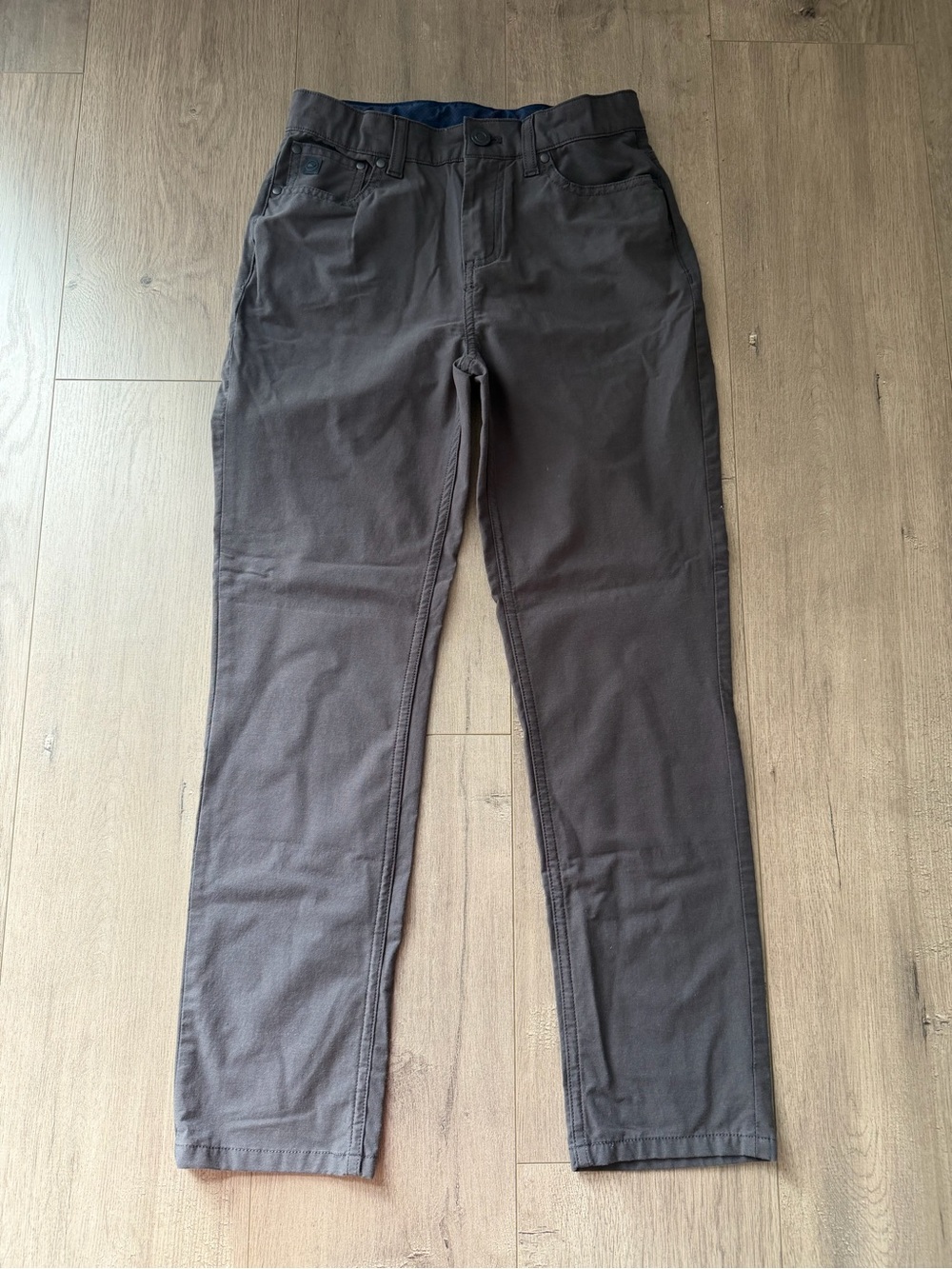 Vineyard Vines On The Go 5 pocket pants - size 12 - dark gray